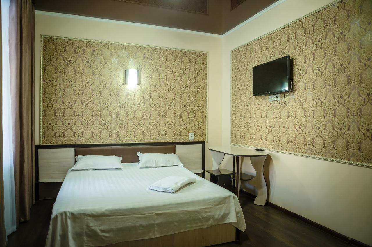 Hotel Prestizh Taraz Exterior foto